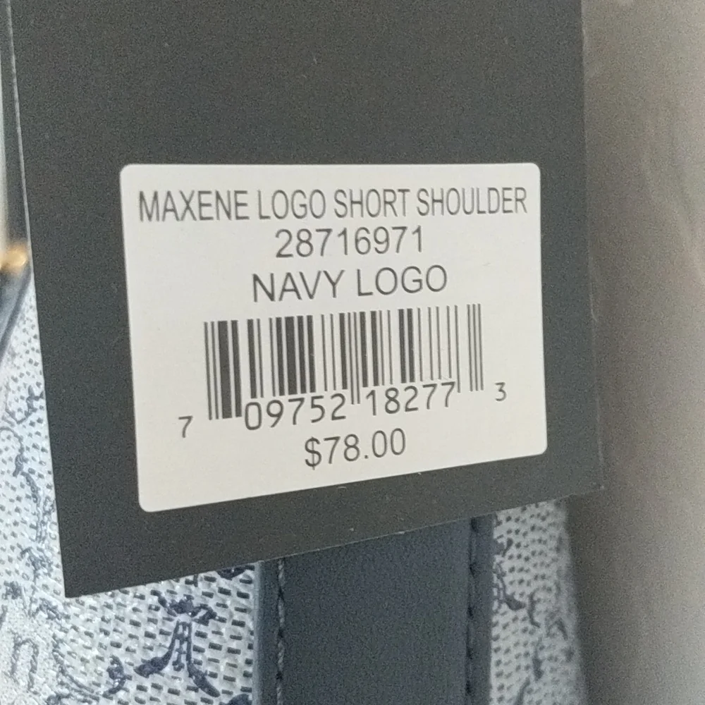 Nanette Lepore features magnetic